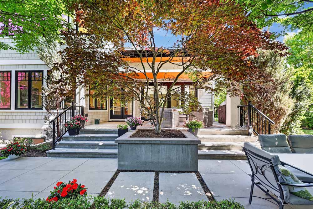Kelowna Craftsman Home